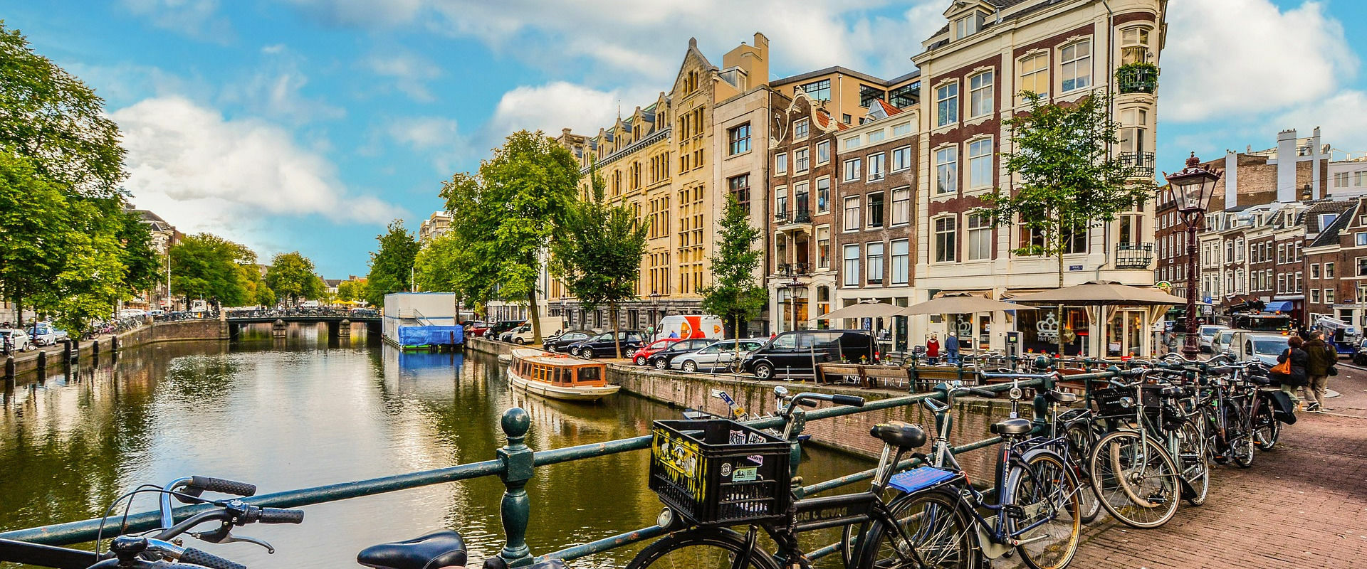 VU_Amsterdam_canal